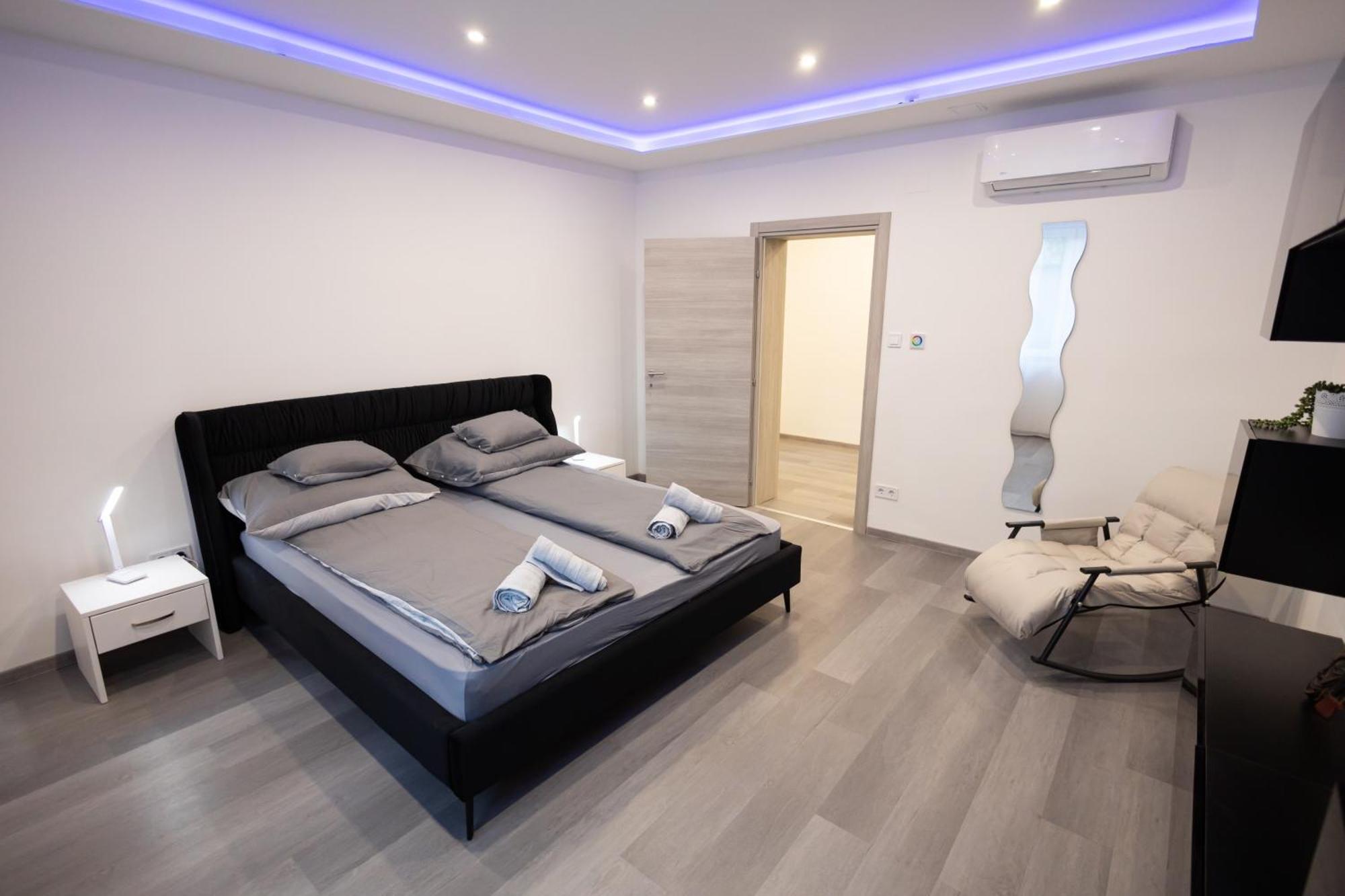 Fonix Apartman Debrecen Exteriör bild