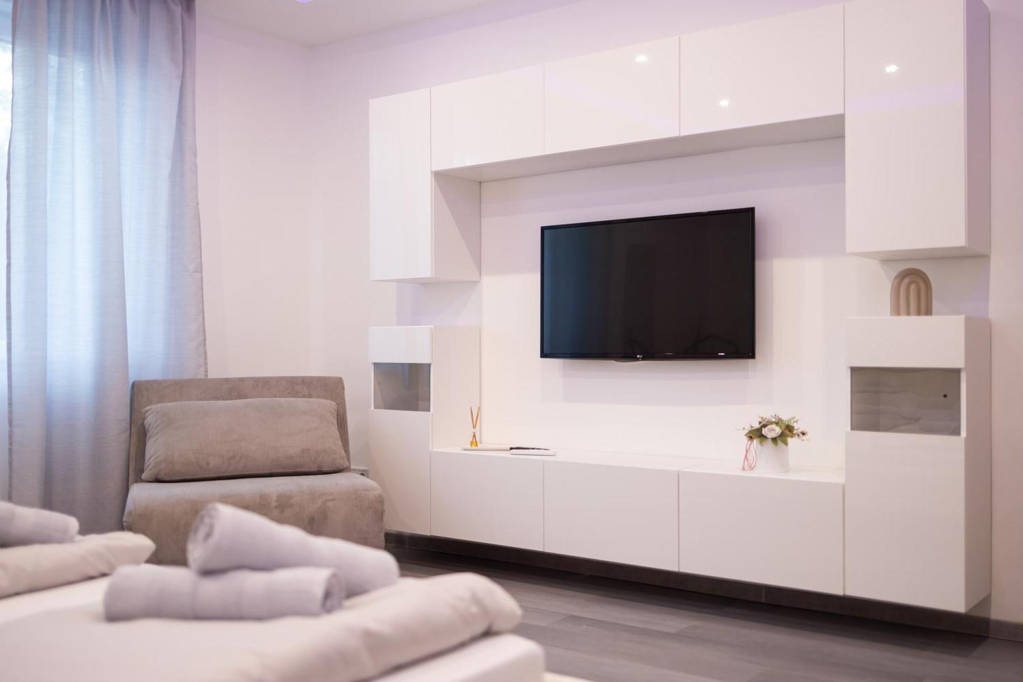 Fonix Apartman Debrecen Exteriör bild