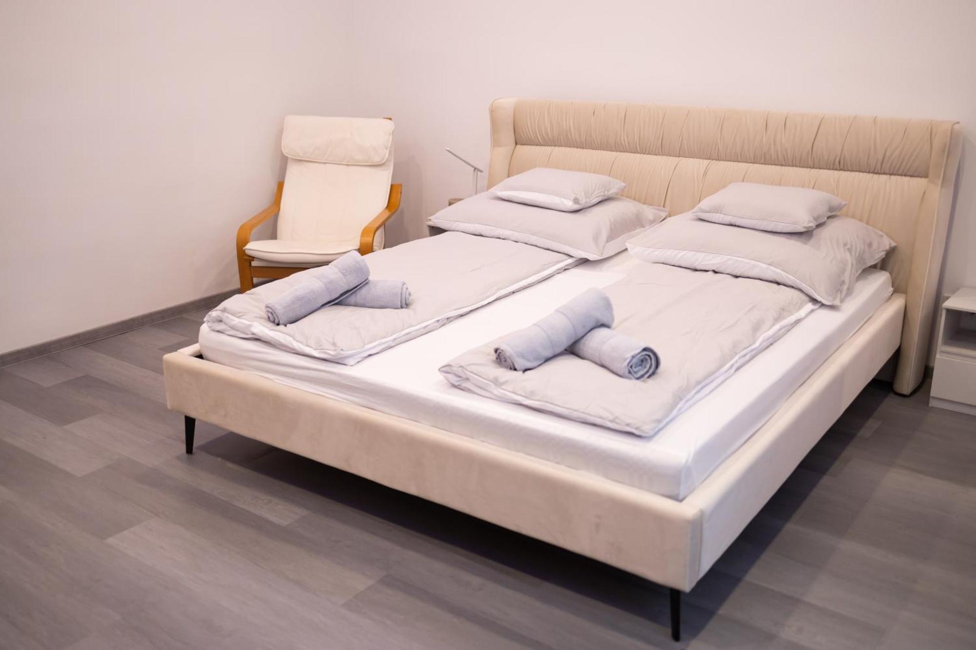 Fonix Apartman Debrecen Exteriör bild