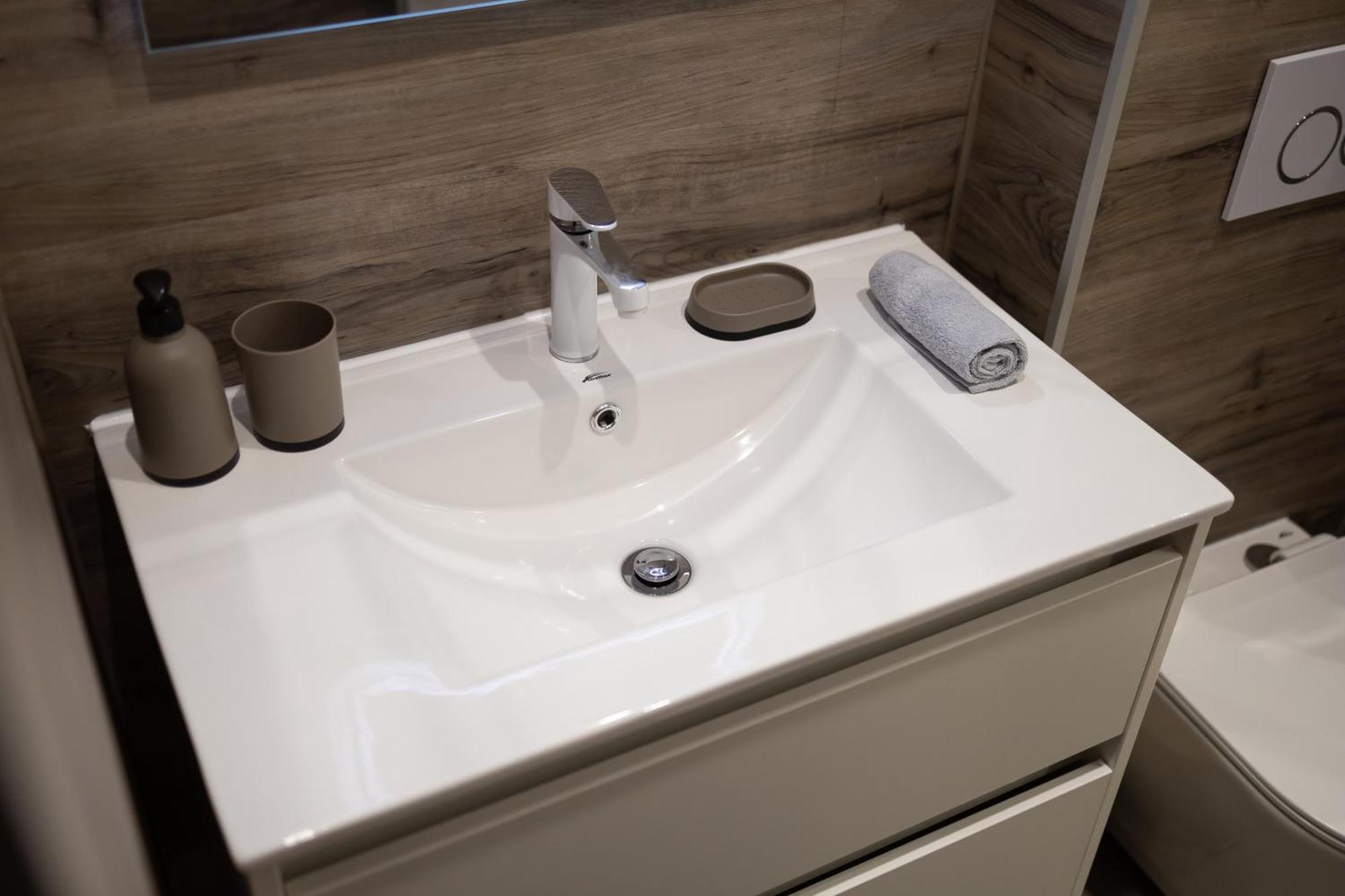 Fonix Apartman Debrecen Exteriör bild